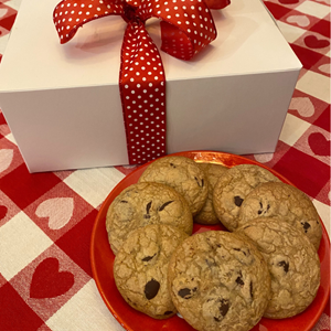 *Valentine's Day Chocolate Chip Cookies